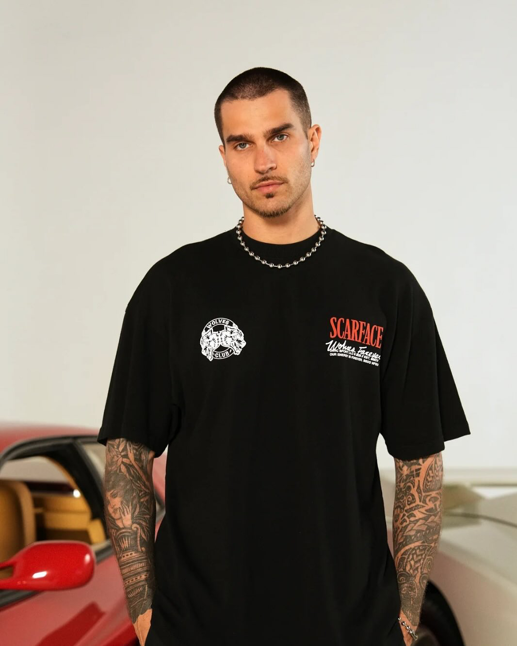 CAMISETA OVERSIZED -  THE WORLD IS YOURS BLACK
