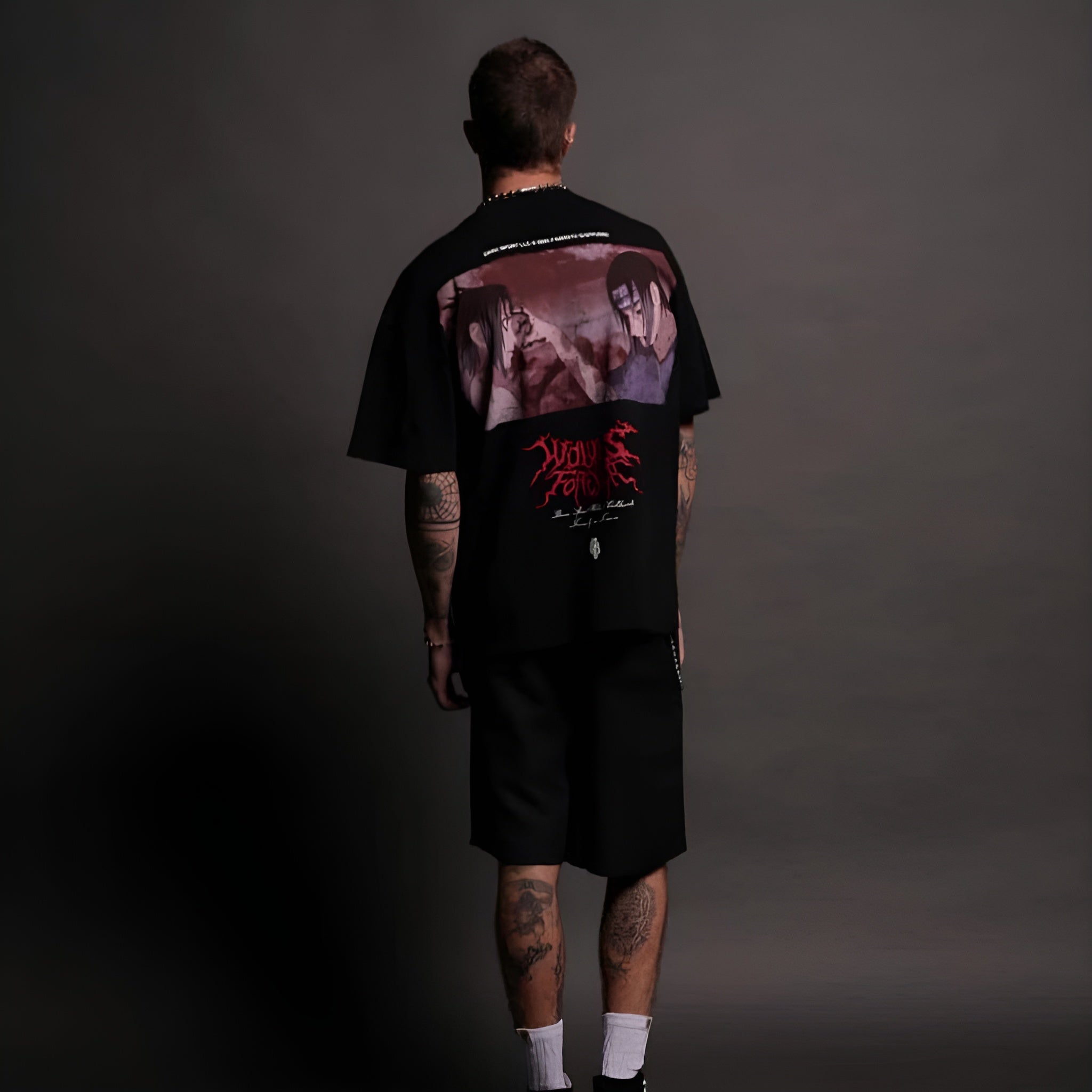 CAMISETA OVERSIZED - SASUKE VS ITACHI