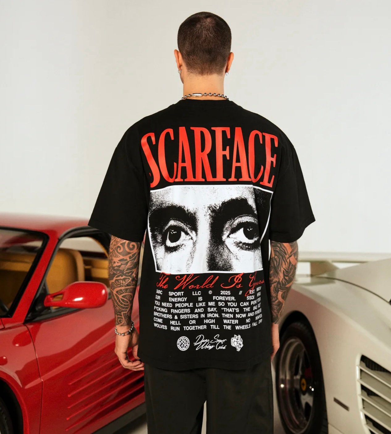 CAMISETA OVERSIZED -  THE EYES CHICO BLACK